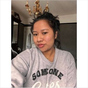 Meet your Posher, Carolina